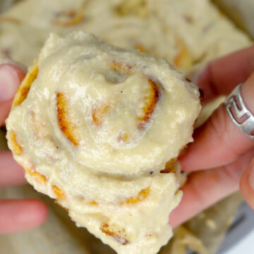 vegan cinnamon rolls cashew frosting