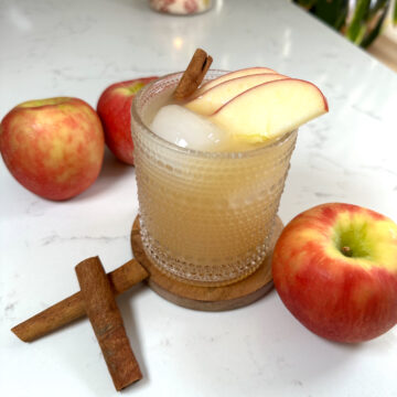 apple spiced mocktail