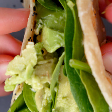 hummus avocado taco