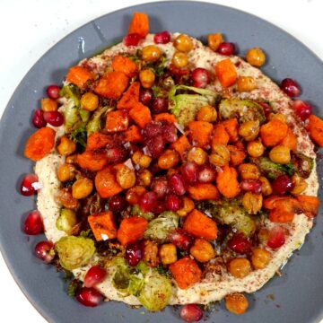 hummus and veggies